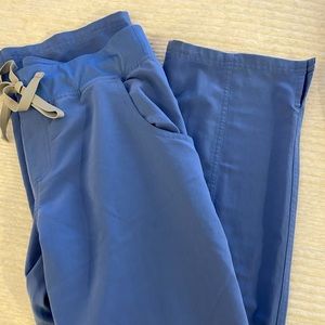 Ceil blue figs scrub bottoms